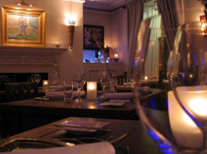 Отель The Frenchgate Restaurant & Hotel  Ричмонд